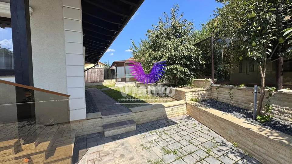 Casa individuala premium cu curte la prima inchiriere