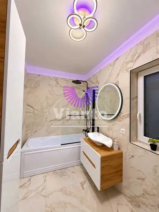 3-Room Apartment 61 m² First Rental! / Mrs. Stanca