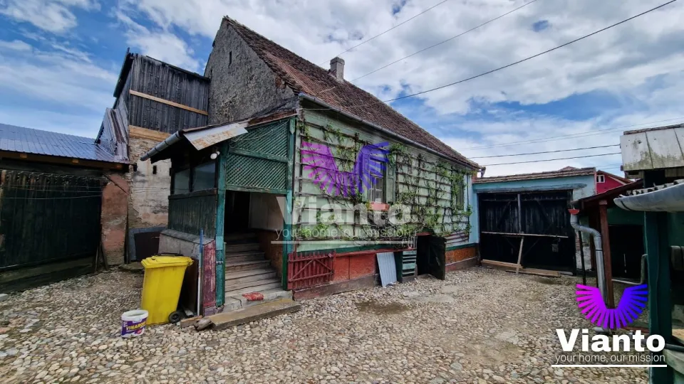 Einfamilienhaus 4 Zimmer mit Grundstück 2984 m² Sat Nou-Roșia