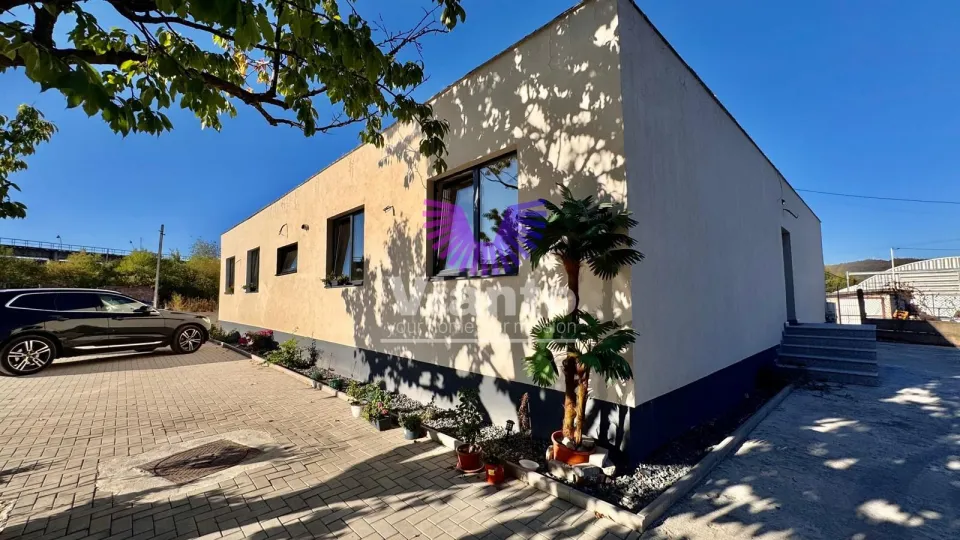 Spațiu de birouri clasa -148 mp utili- 5 birouri, - zona Ștefan cel Mare