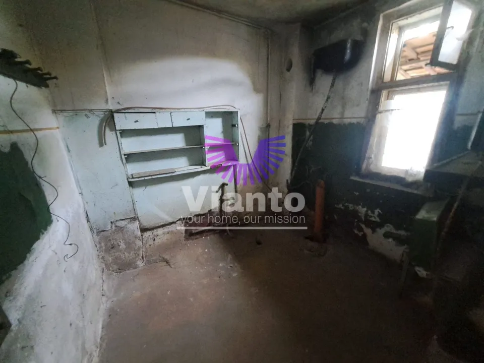Casa 2 Camere Suprafata Utilia 64mp, Curte Comuna - Terezian