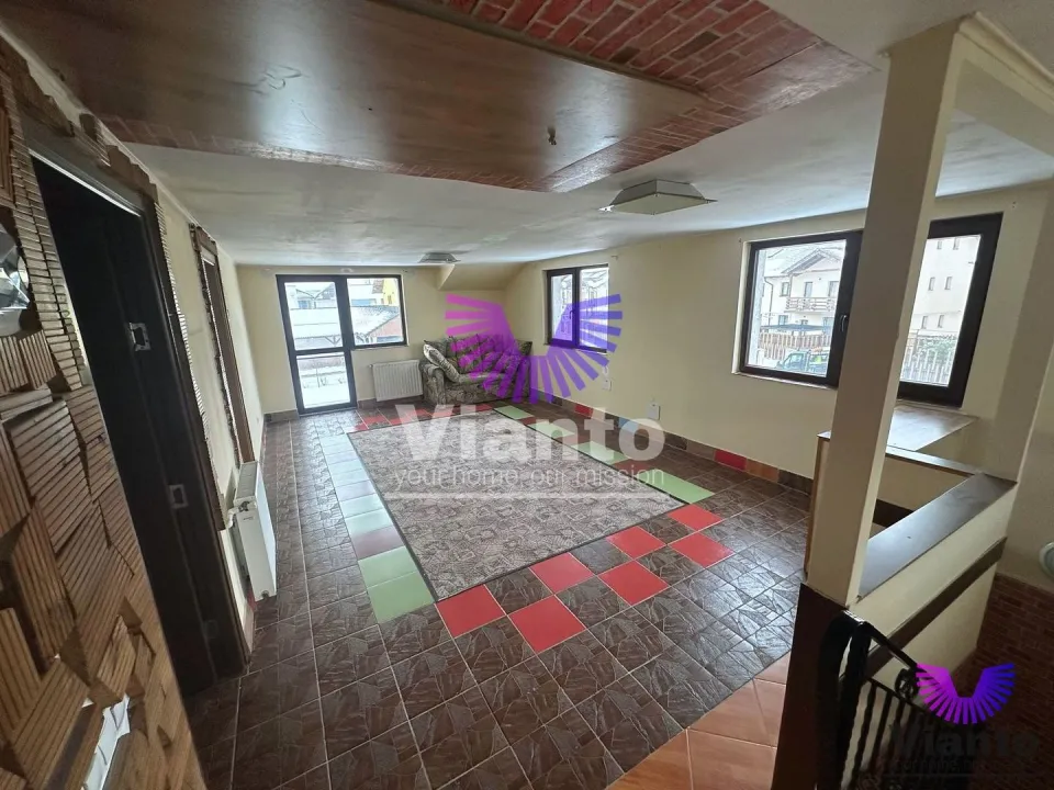 House 6 rooms 168 sqm usable and land 305 sqm | Șelimbăr